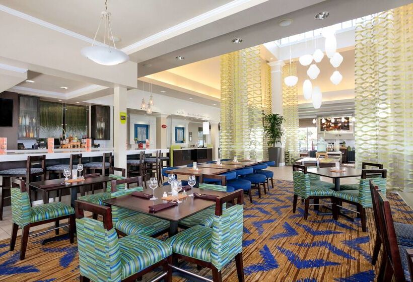 هتل Hilton Garden Inn Anaheim Garden Grove