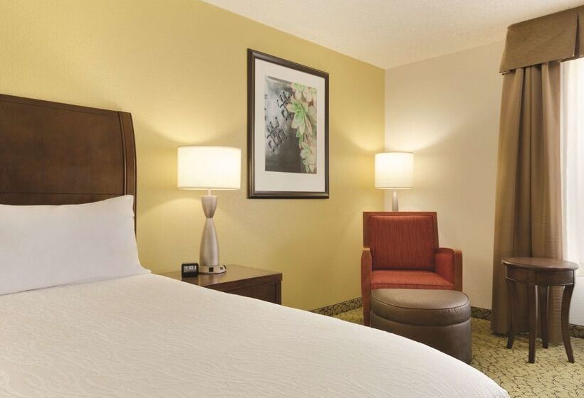 هتل Hilton Garden Inn Anaheim Garden Grove
