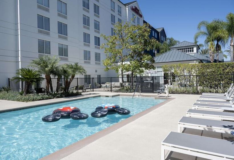 هتل Hilton Garden Inn Anaheim Garden Grove