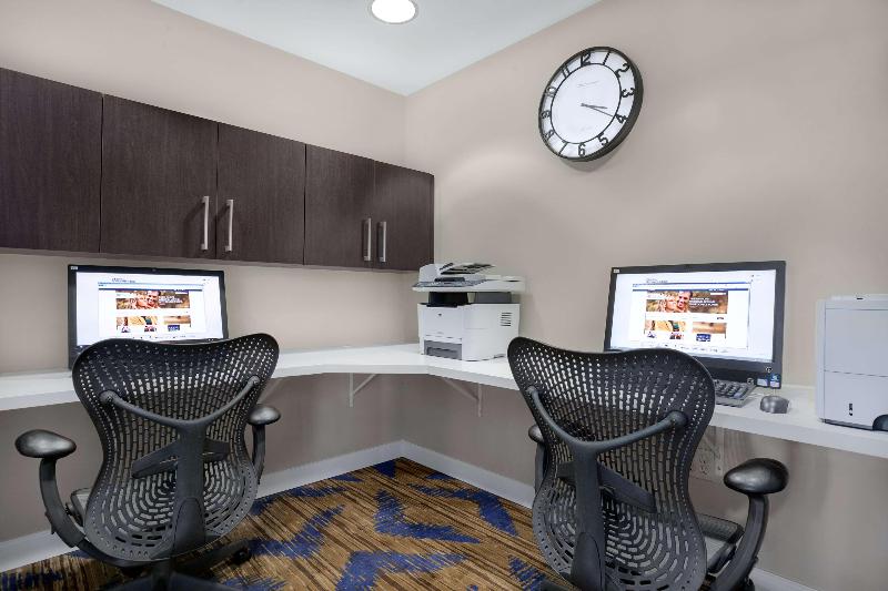 هتل Hilton Garden Inn Anaheim Garden Grove