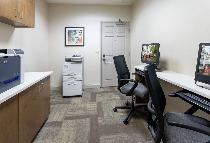 בית מלון כפרי Hilton Garden Inn Minneapolis St. Paulshoreview