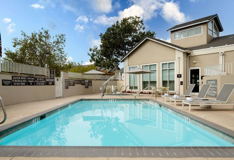 호텔 Hilton Garden Inn Roseville