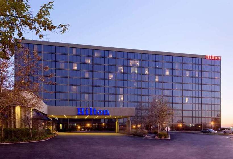 هتل Hilton Kansas City Airport