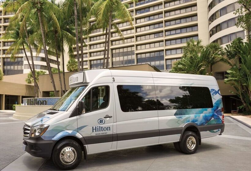 هتل Hilton Miami Airport Blue Lagoon