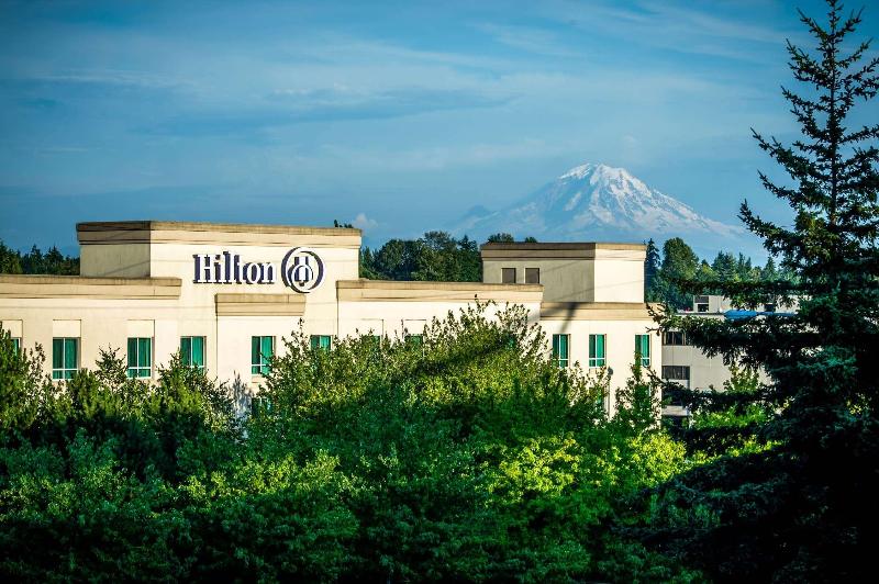 בית מלון כפרי Hilton Seattle Airport & Conference Center