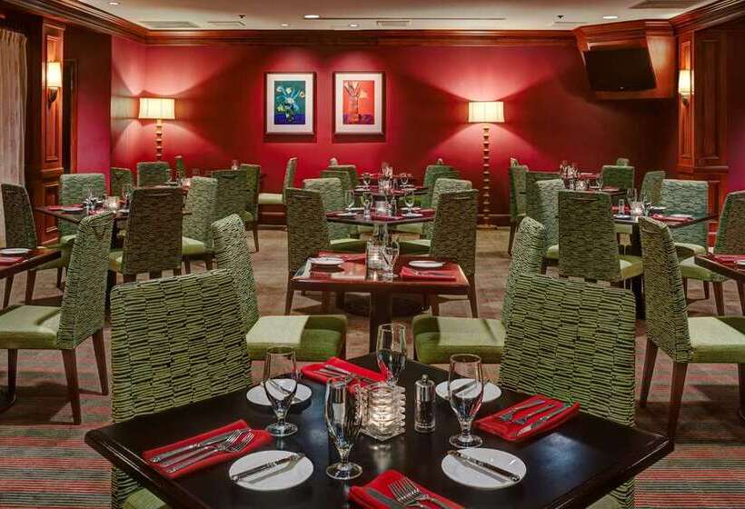 هتل Hilton Washington Dulles Airport