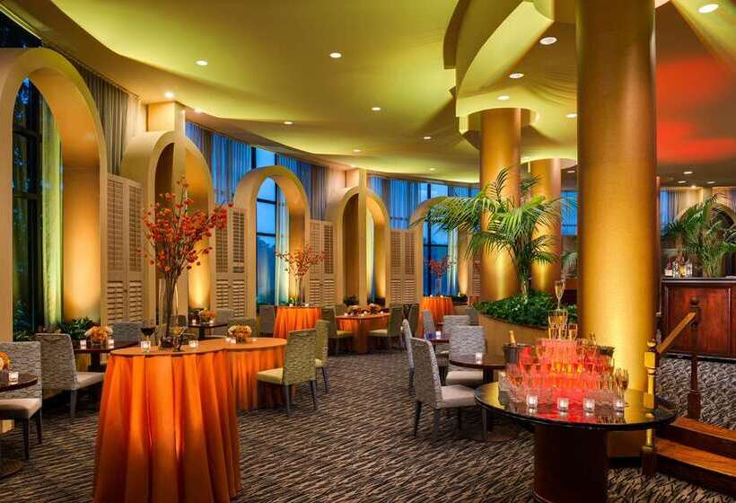 هتل Hilton Washington Dulles Airport