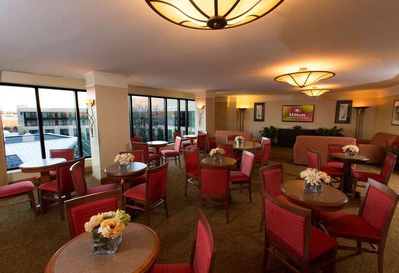 هتل Hilton Washington Dulles Airport