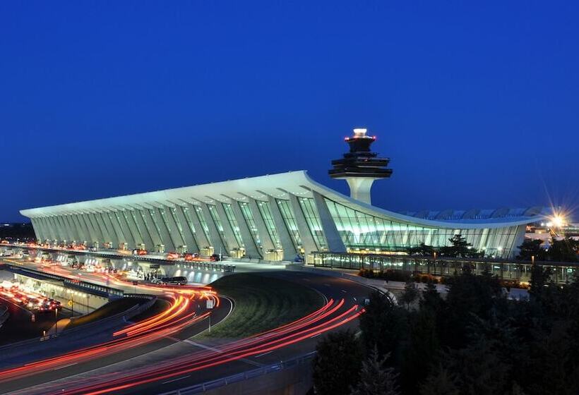 هتل Hilton Washington Dulles Airport