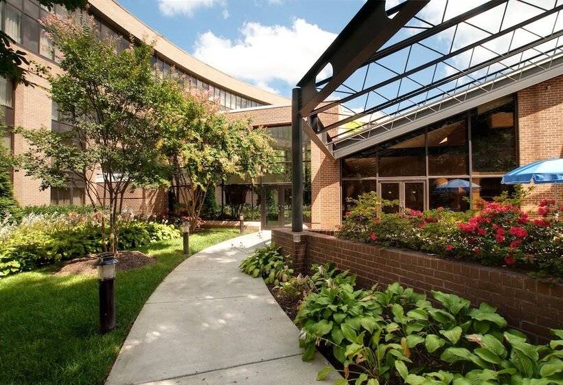 هتل Hilton Washington Dulles Airport