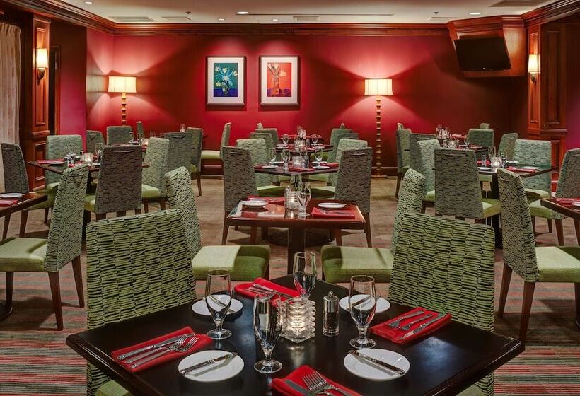 هتل Hilton Washington Dulles Airport