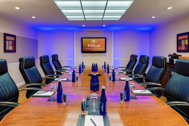 هتل Hilton Washington Dulles Airport