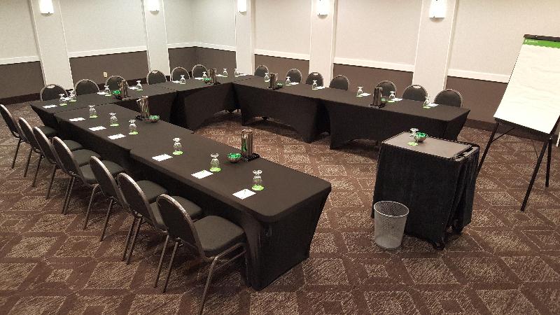 هتل Holiday Inn Bloomington Airport South Mall Area By Ihg