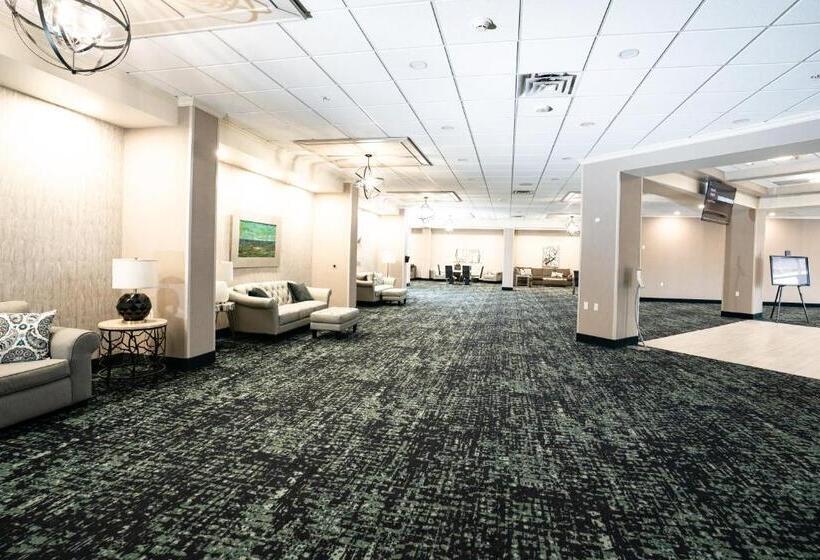 هتل Holiday Inn Kearney, An Ihg