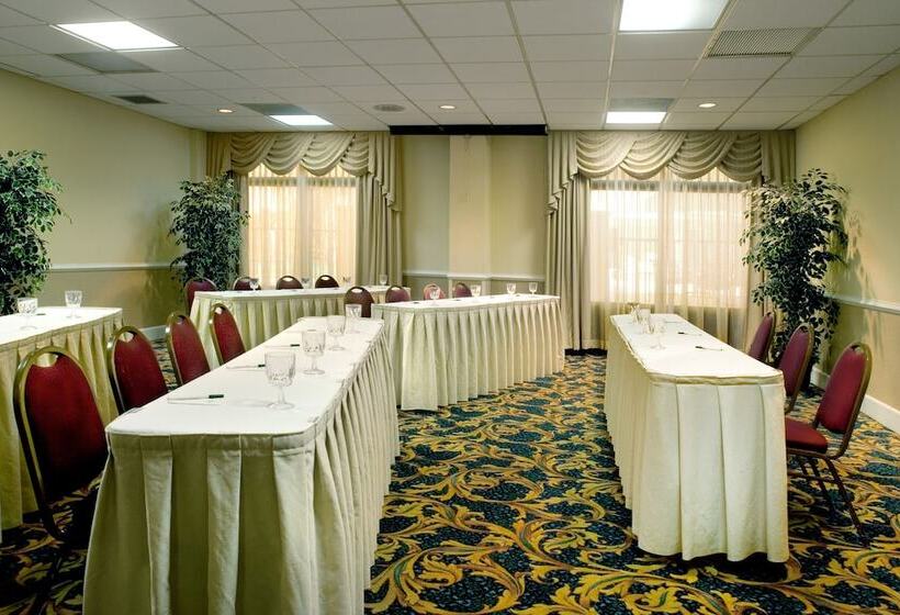 فندق Holiday Inn Port St. Lucie, An Ihg