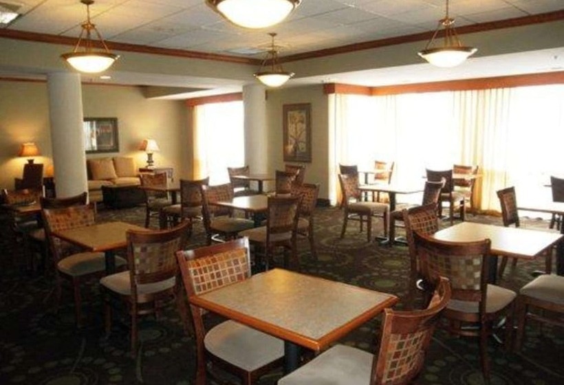 בית מלון כפרי Quality Inn Florissant   St Louis