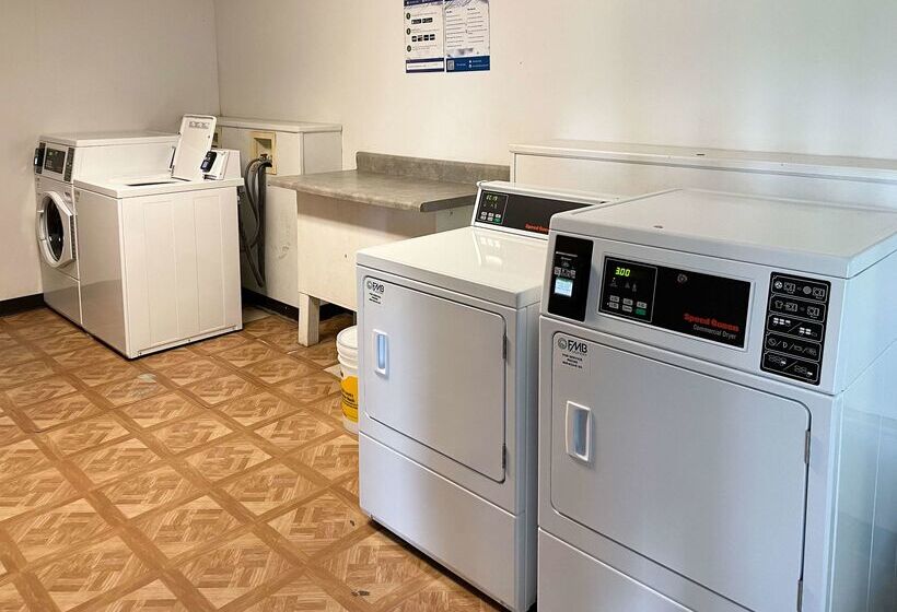 Motel 6 Opelika Al