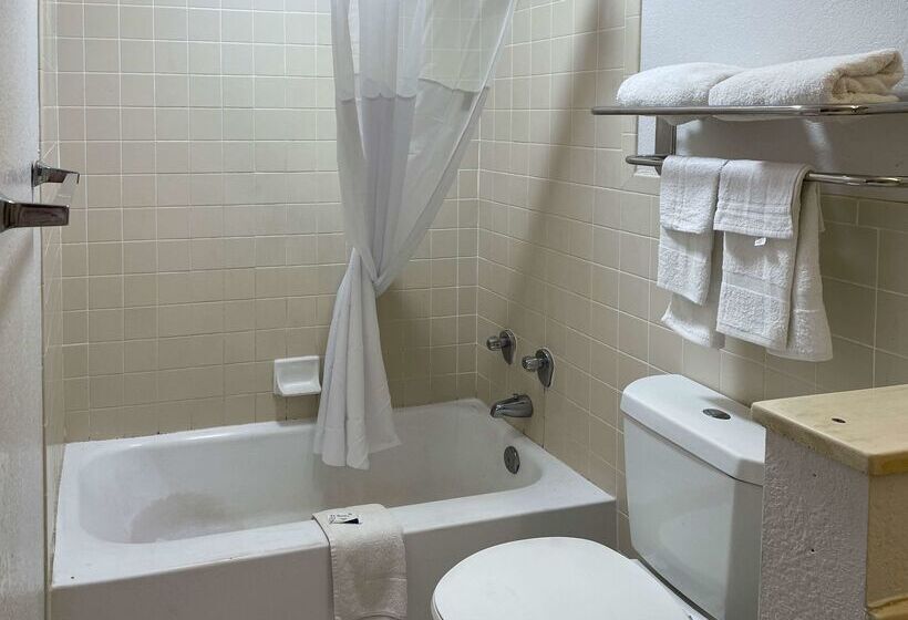 Motel 6 Opelika Al