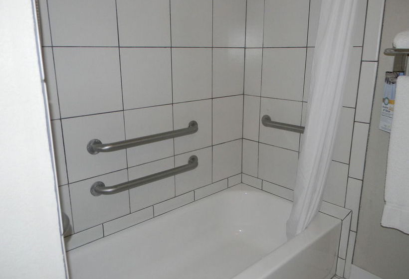 בית מלון כפרי Quality Inn Prestonsburg	