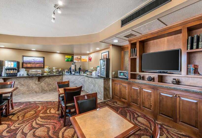 هتل Quality Inn Colorado Springs South