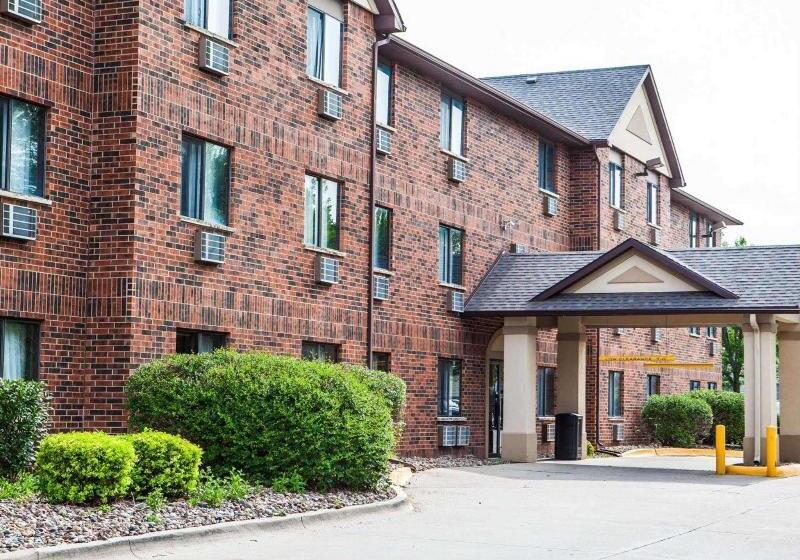 هتل Quality Inn & Suites Ankenydes Moines