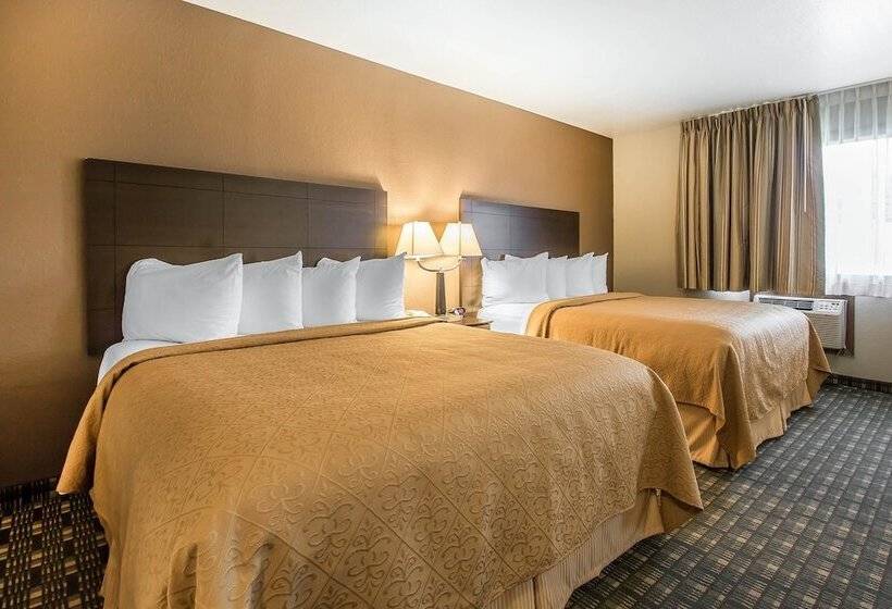 Отель Quality Inn & Suites Decorah