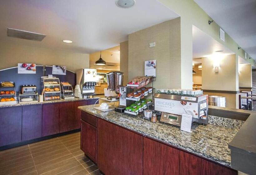 هتل Sleep Inn & Suites
