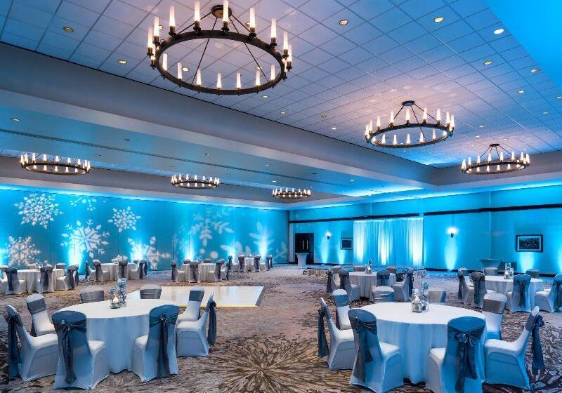 هتل The Westin Dallas Fort Worth Airport