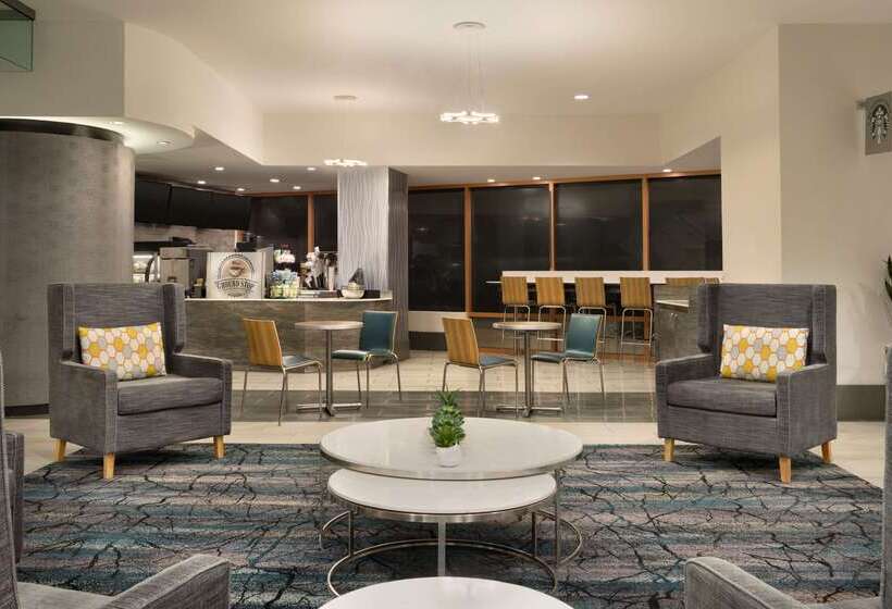 هتل Wyndham Grand Pittsburgh