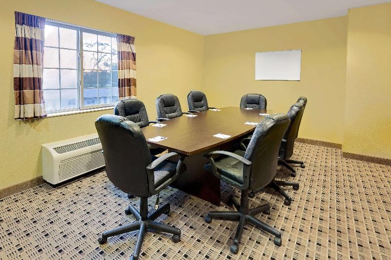 Microtel Inn & Suites By Wyndham Prairie Du Chien