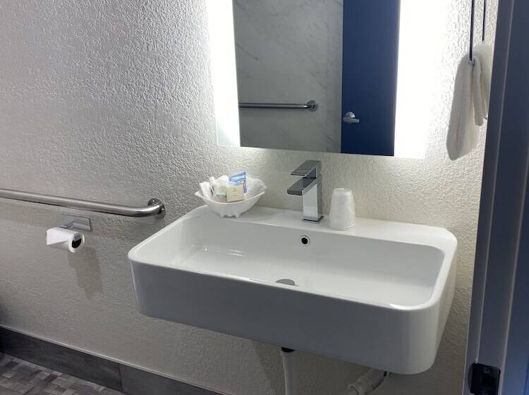 فندق على الطريق Bandon Inn