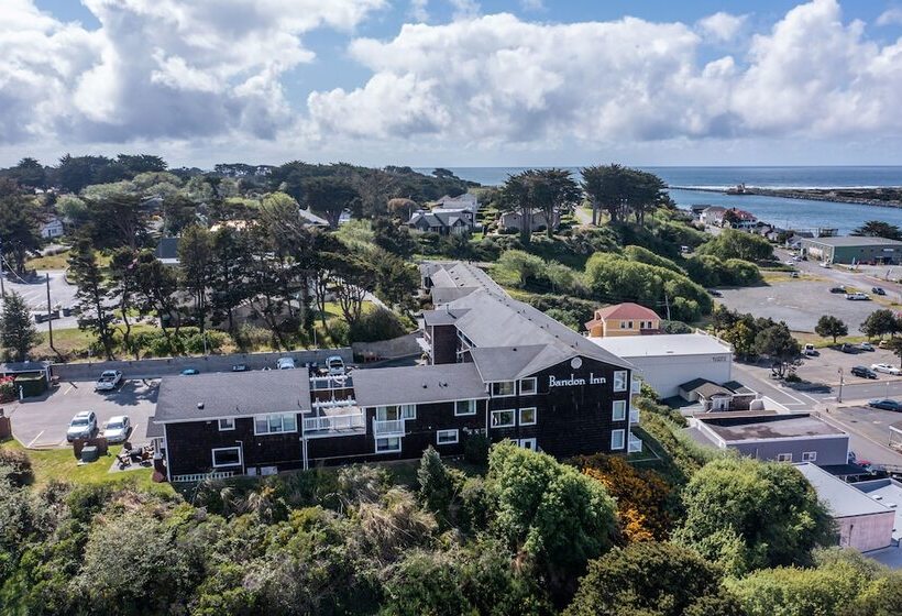 فندق على الطريق Bandon Inn