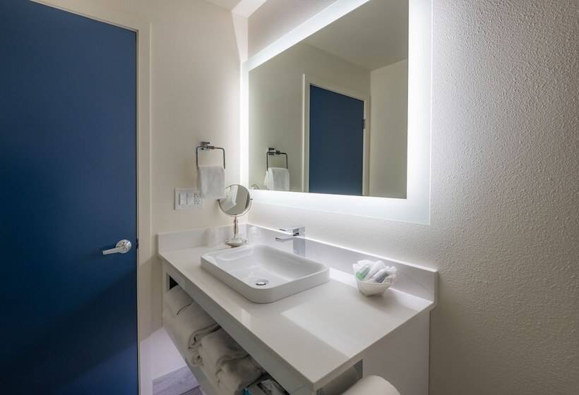 فندق على الطريق Bandon Inn