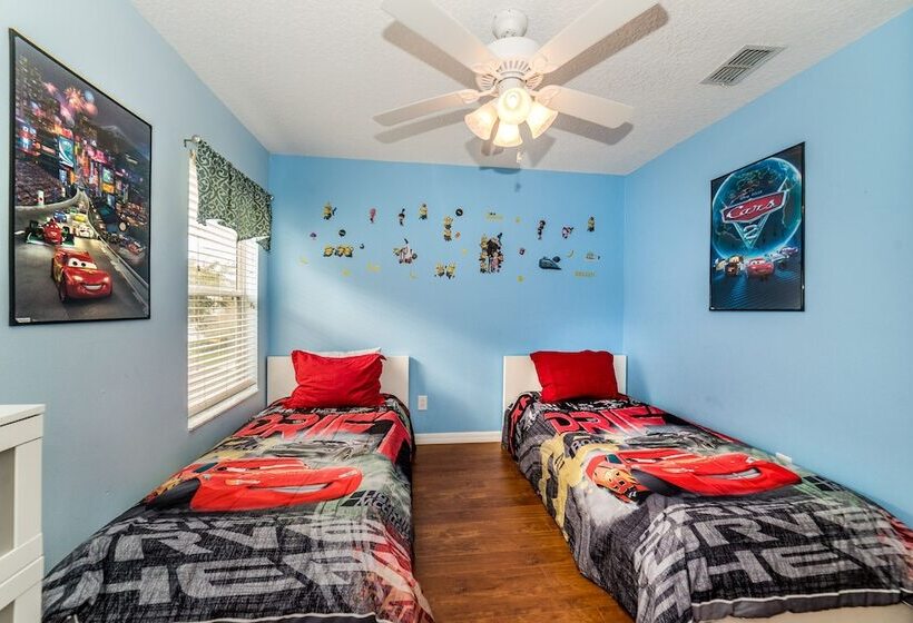 Emerald Island #1   7 Bed 6 Baths Villa