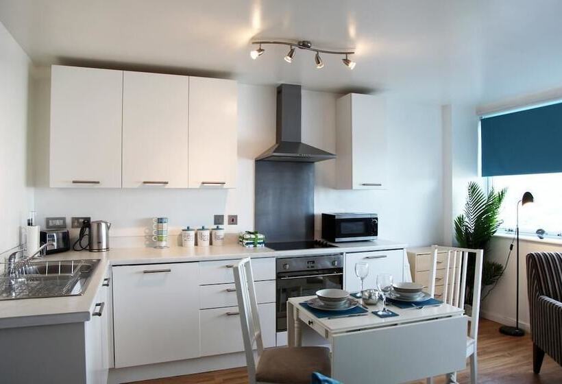 Marco Polo Suite