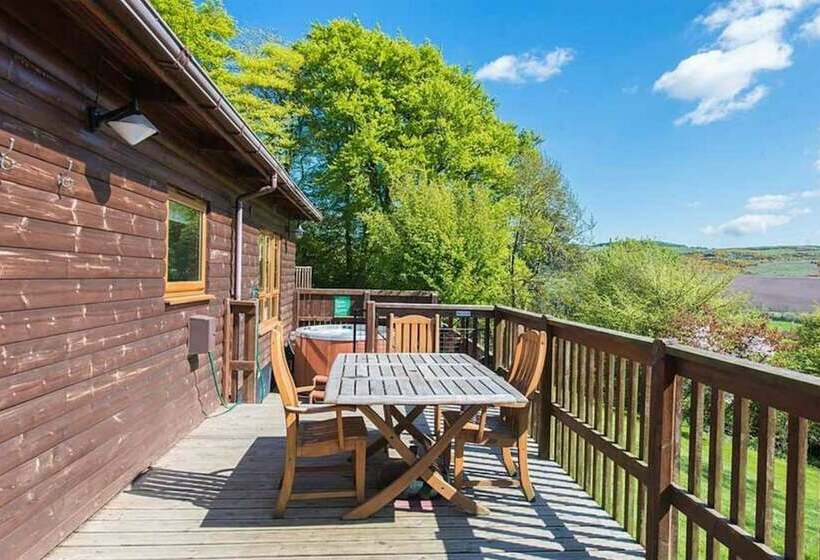 Mountain Ash Lodge