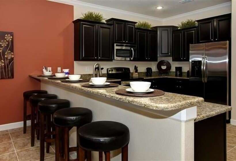 Champions Gate #6   The Retreat   8 Bed 5 Baths Villa