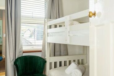 Croyde Beach Haven 5 Bedrooms