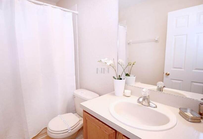 Fv62884   Regal Oaks   4 Bed 3.5 Baths Townhome