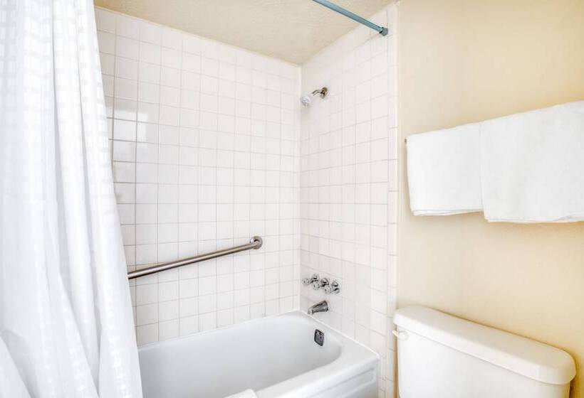 Oyo Hotel Waco University Area I 35