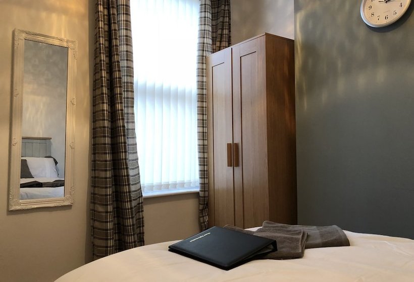 Pensión Double Rooms Near City Centre