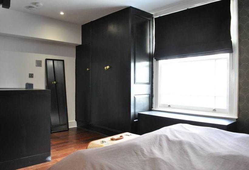 Stunningly Chic 4 Storey House In Dalston