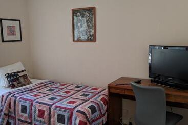 پانسیون Florida Villa