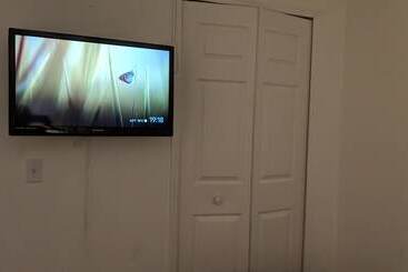 پانسیون Florida Villa