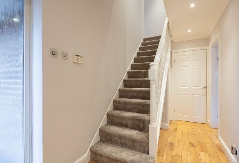 The Bluestone Villa