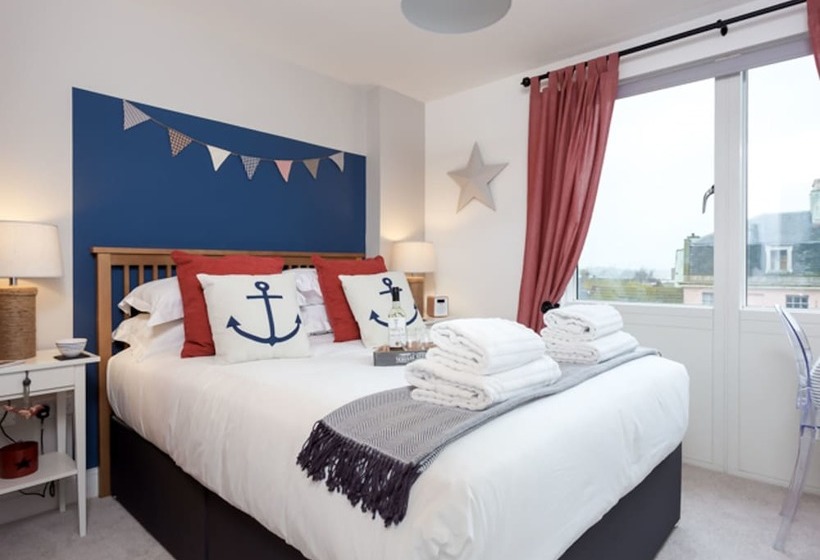 Neptune, Poole