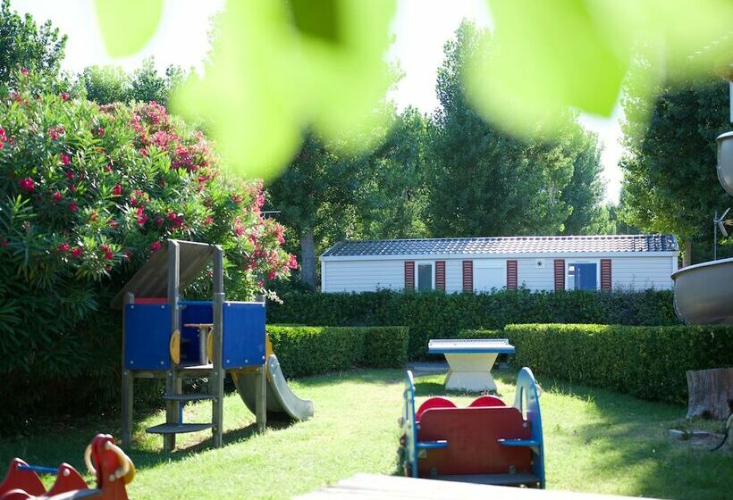 هتل Camping Les Jardins D Elsa