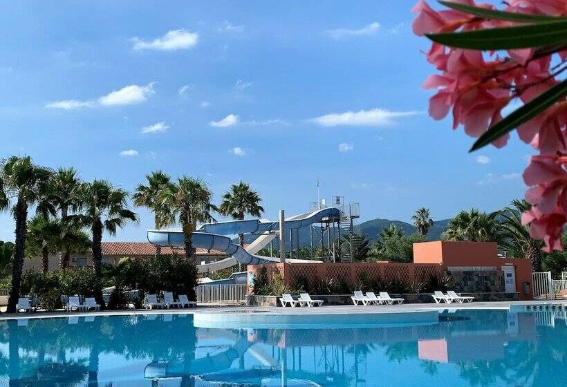 هتل Residence Antinea