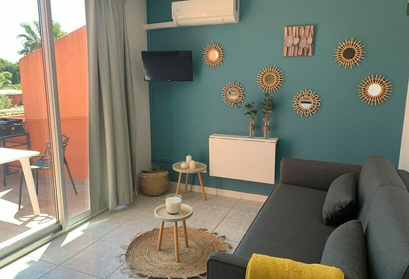 هتل Residence Antinea