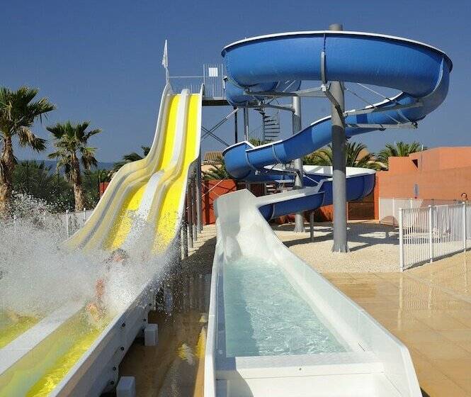 هتل Residence Antinea